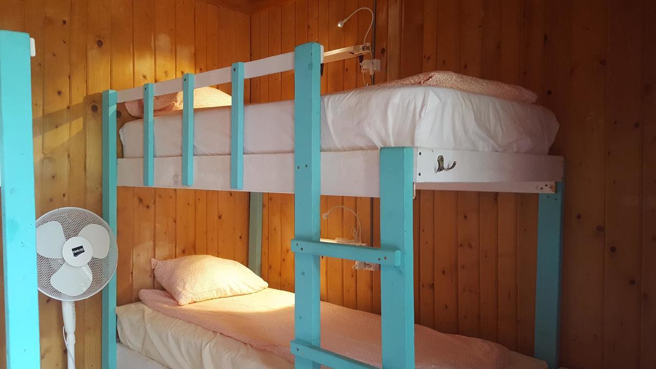 Vampire Beach Hostel Vama Veche Luaran gambar